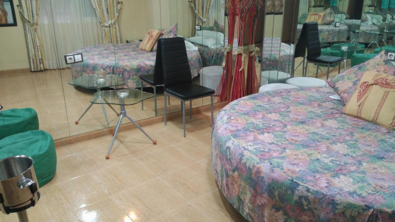 Hotel Beatriz Burriana Bagian luar foto