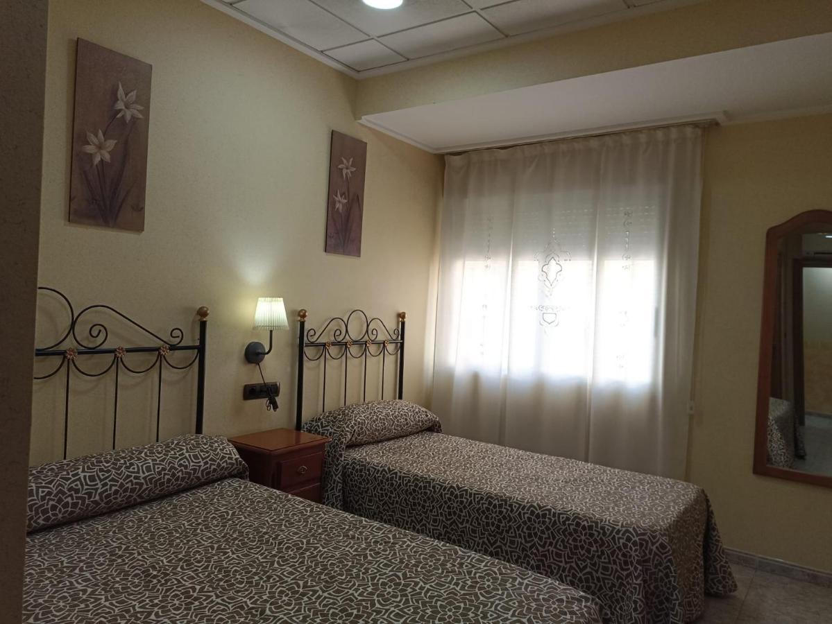 Hotel Beatriz Burriana Bagian luar foto