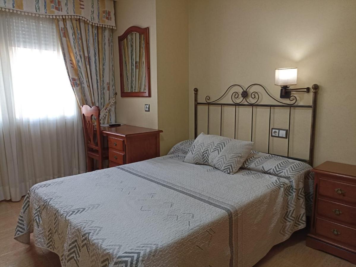 Hotel Beatriz Burriana Bagian luar foto
