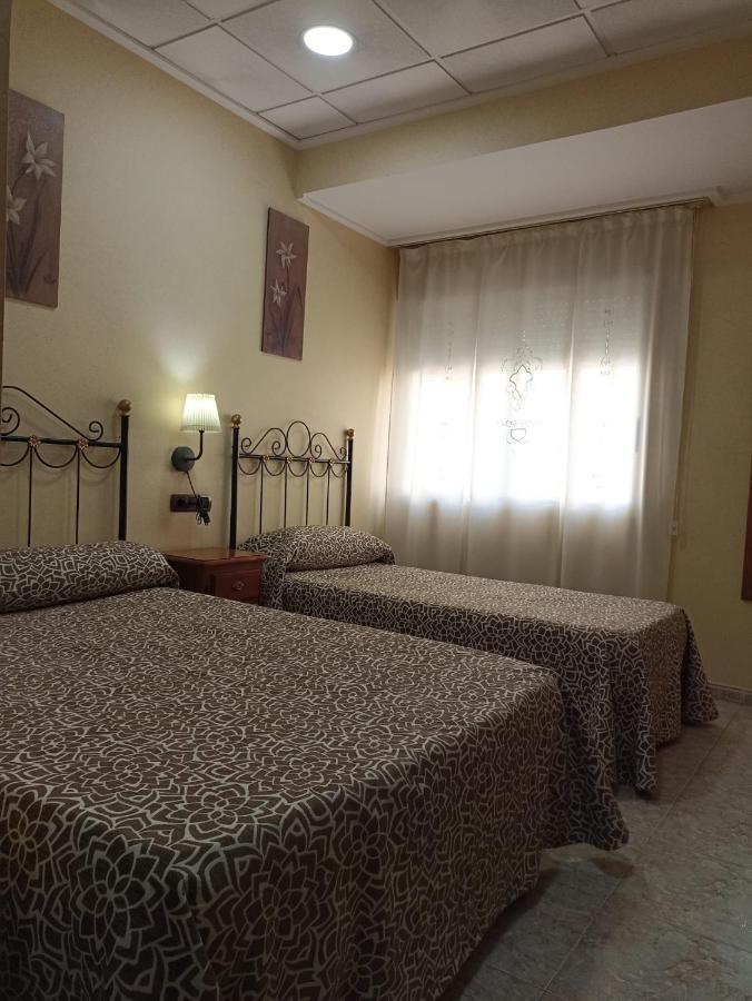 Hotel Beatriz Burriana Bagian luar foto