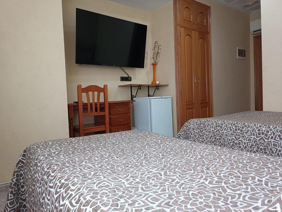 Hotel Beatriz Burriana Bagian luar foto