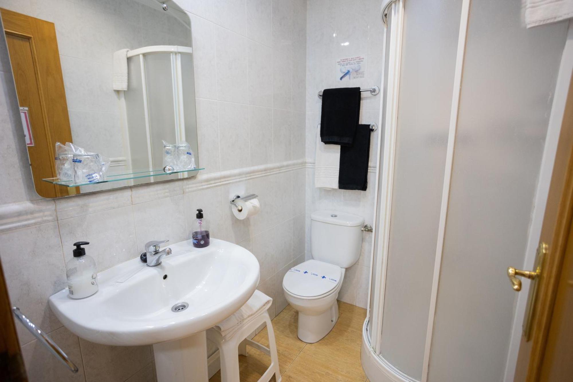 Hotel Beatriz Burriana Bagian luar foto