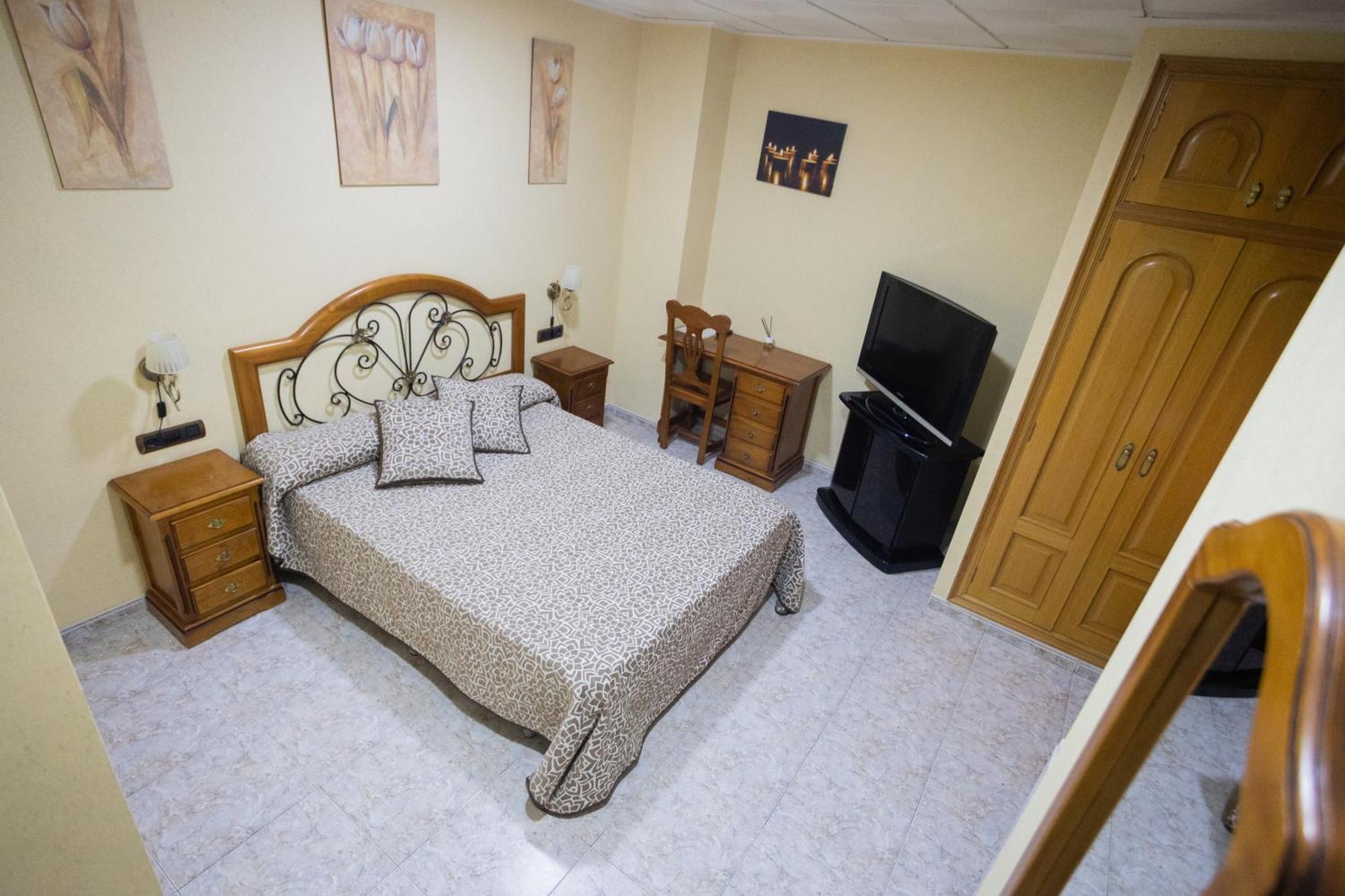 Hotel Beatriz Burriana Bagian luar foto