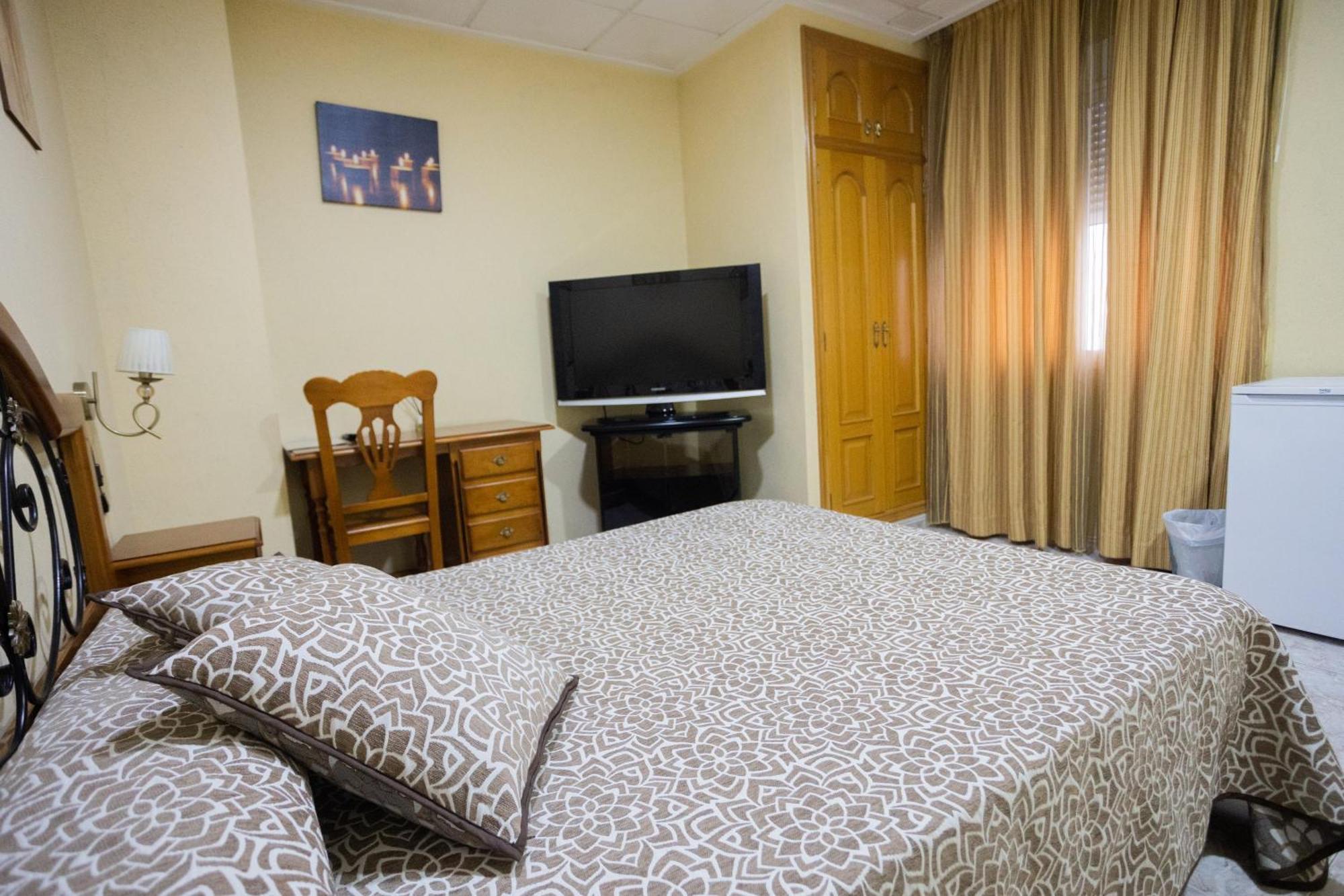 Hotel Beatriz Burriana Bagian luar foto
