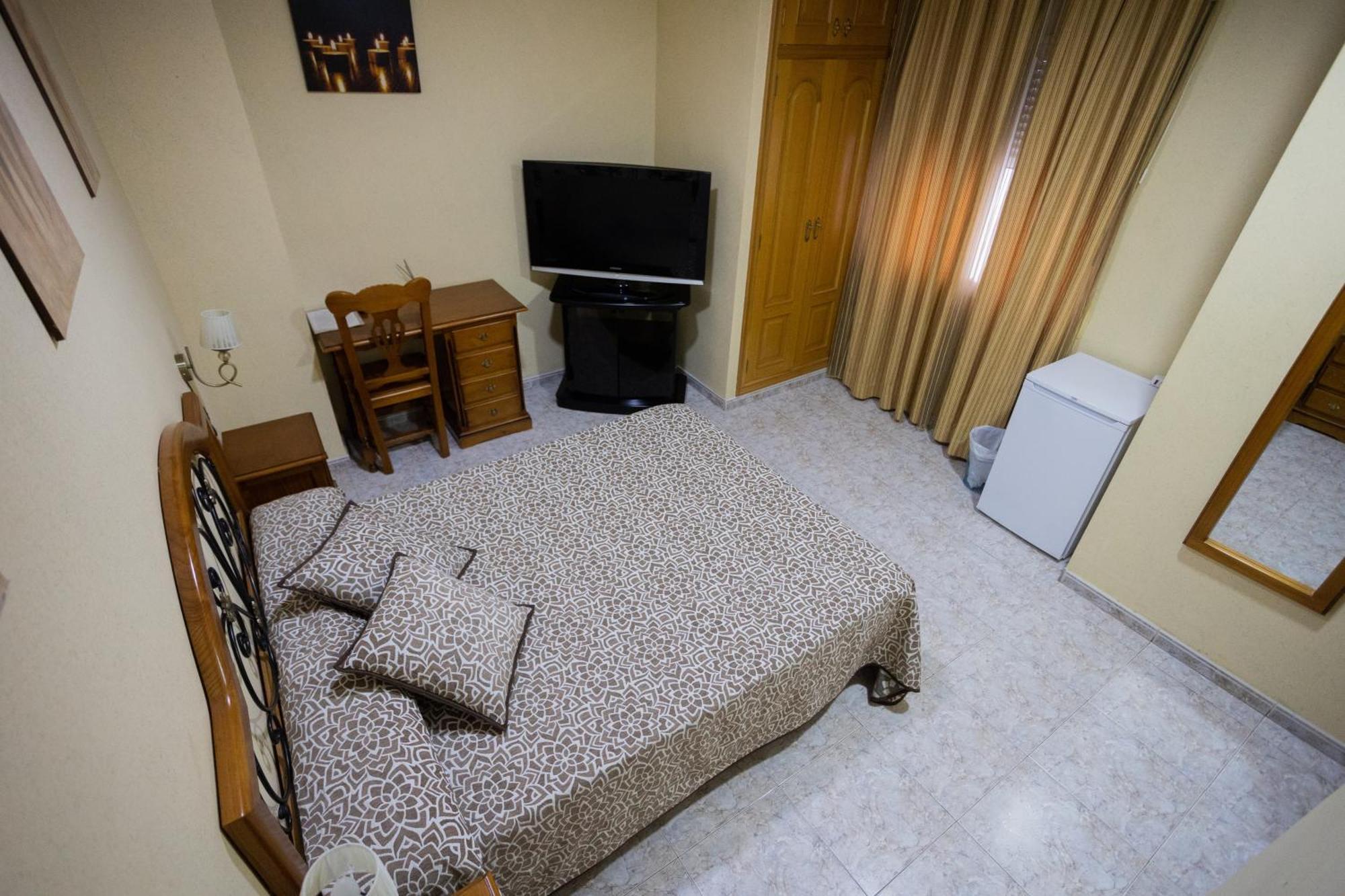 Hotel Beatriz Burriana Bagian luar foto