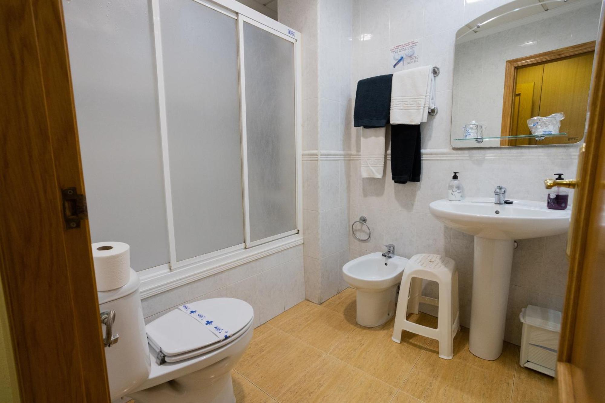 Hotel Beatriz Burriana Bagian luar foto