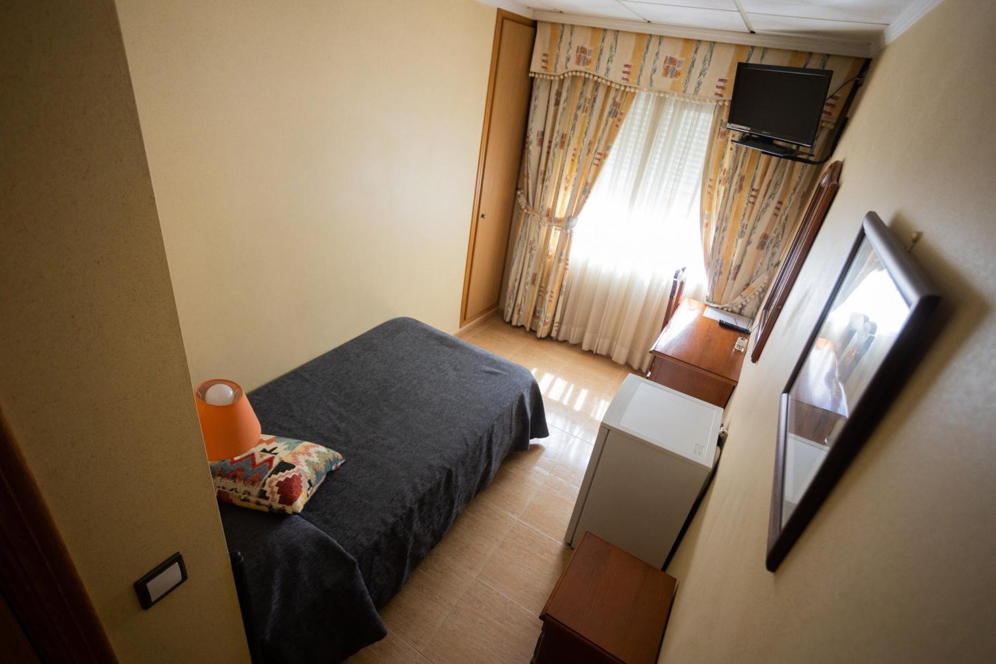 Hotel Beatriz Burriana Bagian luar foto