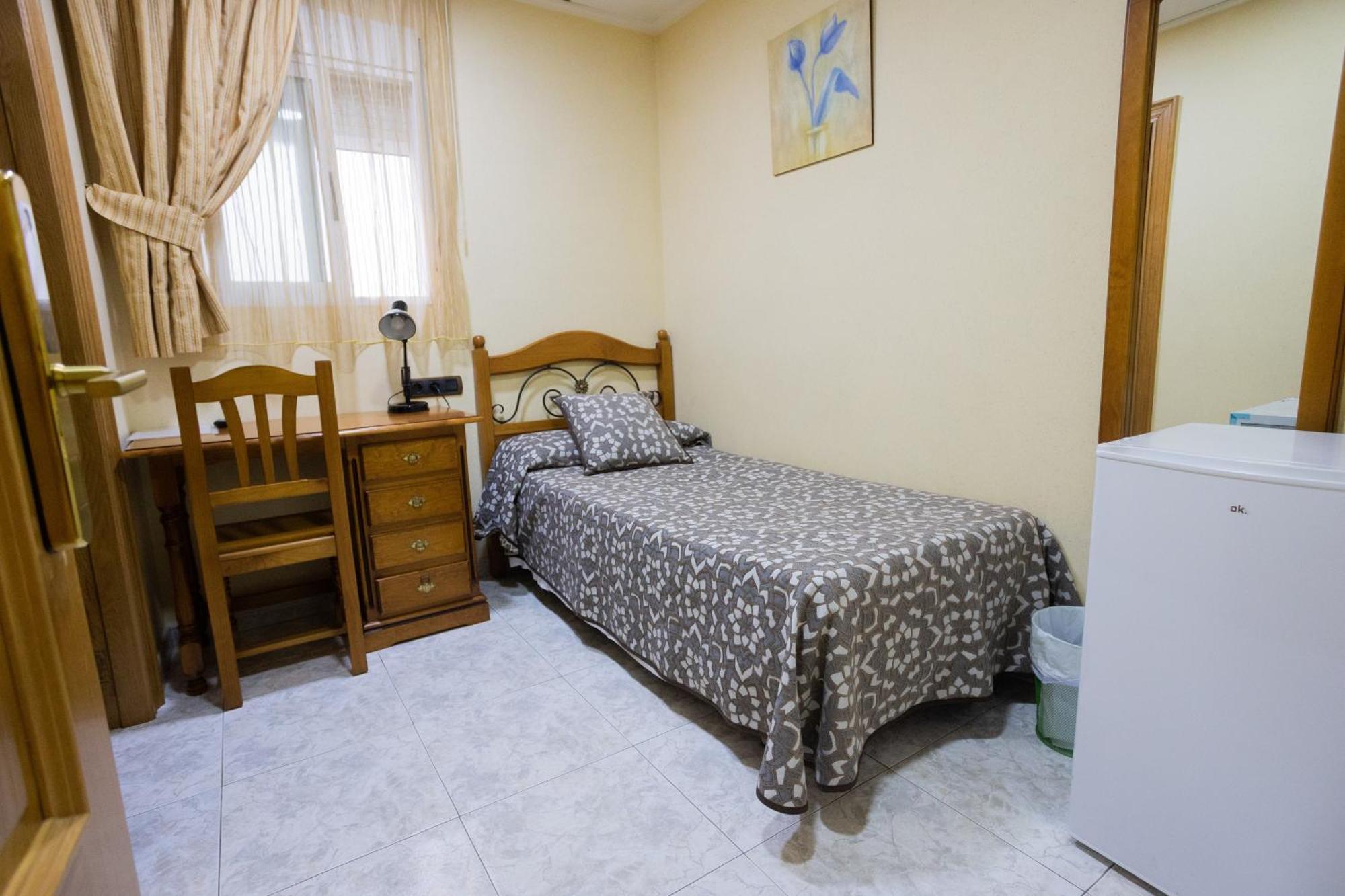 Hotel Beatriz Burriana Bagian luar foto