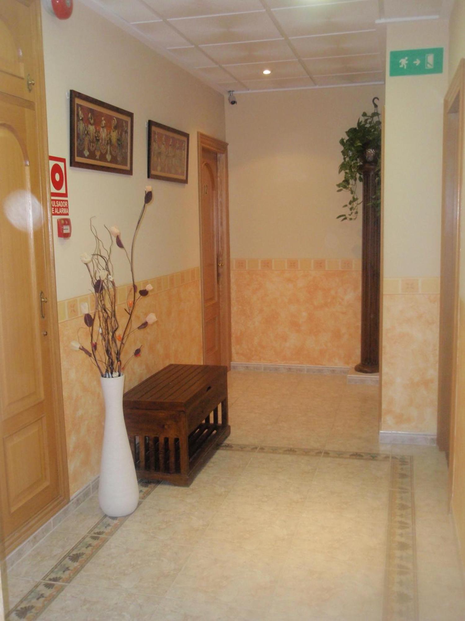 Hotel Beatriz Burriana Bagian luar foto